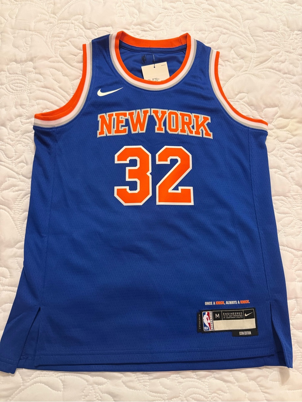 Nike Knicks Royal Blue and Orange Basketball Jersey #32 - Picture 3 of 9